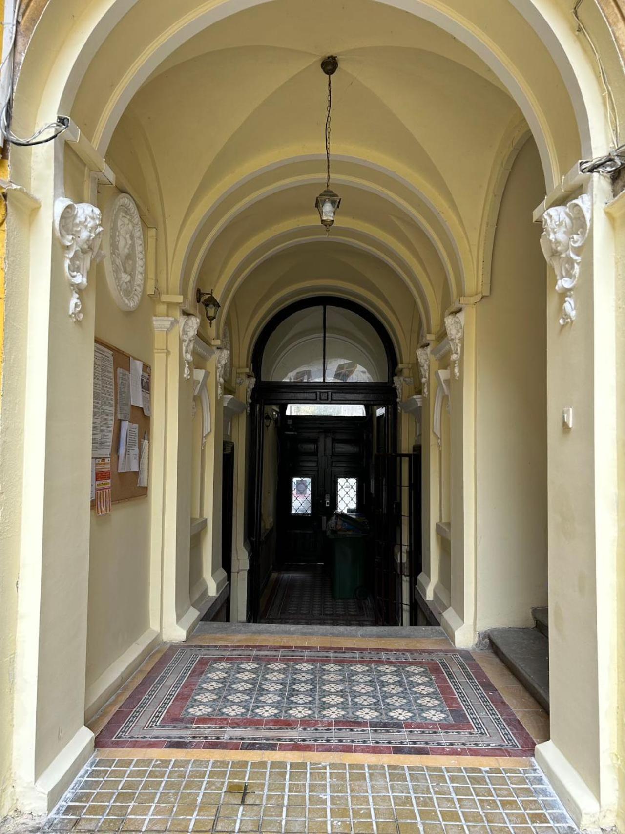 No. 11 Apartment With 2 Bathrooms Next To Railway Station Budapest Extérieur photo